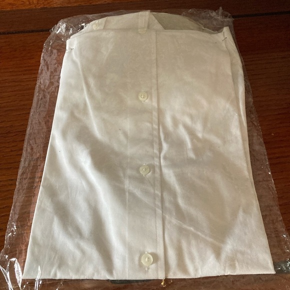 Murano White Classic Dress Shirt Button Up Medium long sleeved new in package - Picture 3 of 9